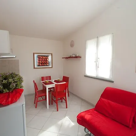 La Via Dei Cardi Apartment Sarzana